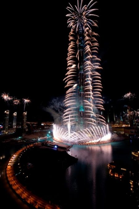 World’s highest fireworks at Burj Khalifa welcome New Year 2011